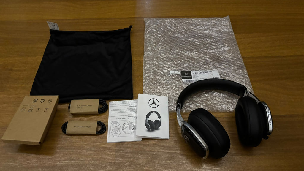 Mercedes-Benz Kulaküstü Bluetooth Kulaklık Piano Black